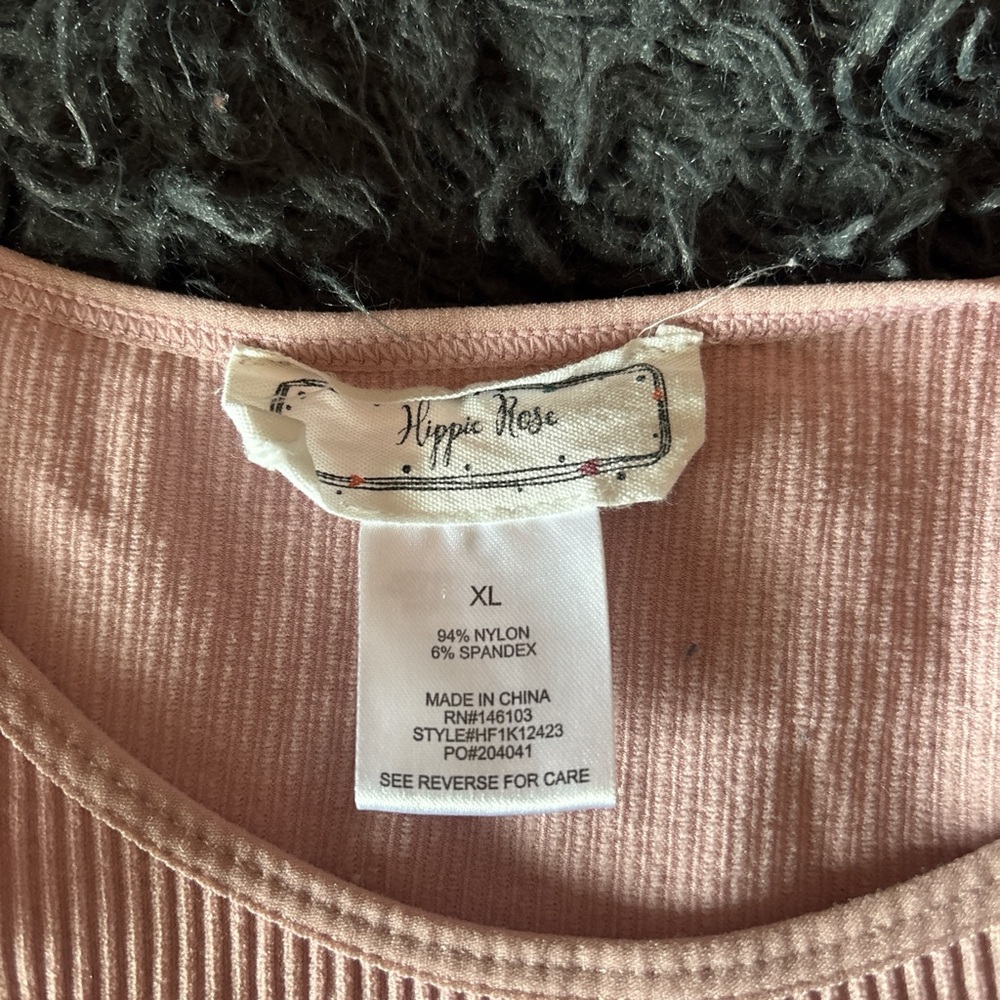 Pink Ribbed Tank Top - Picture 3 of 3